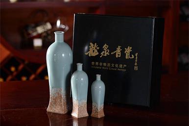 青瓷花插三件套（纯手工）